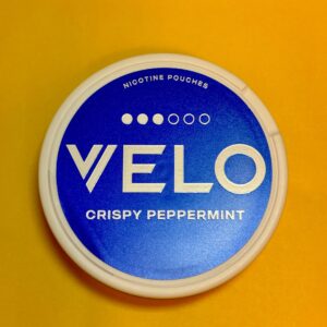 VELO Crispy Peppermint 10 mg nicotine pouches Canada