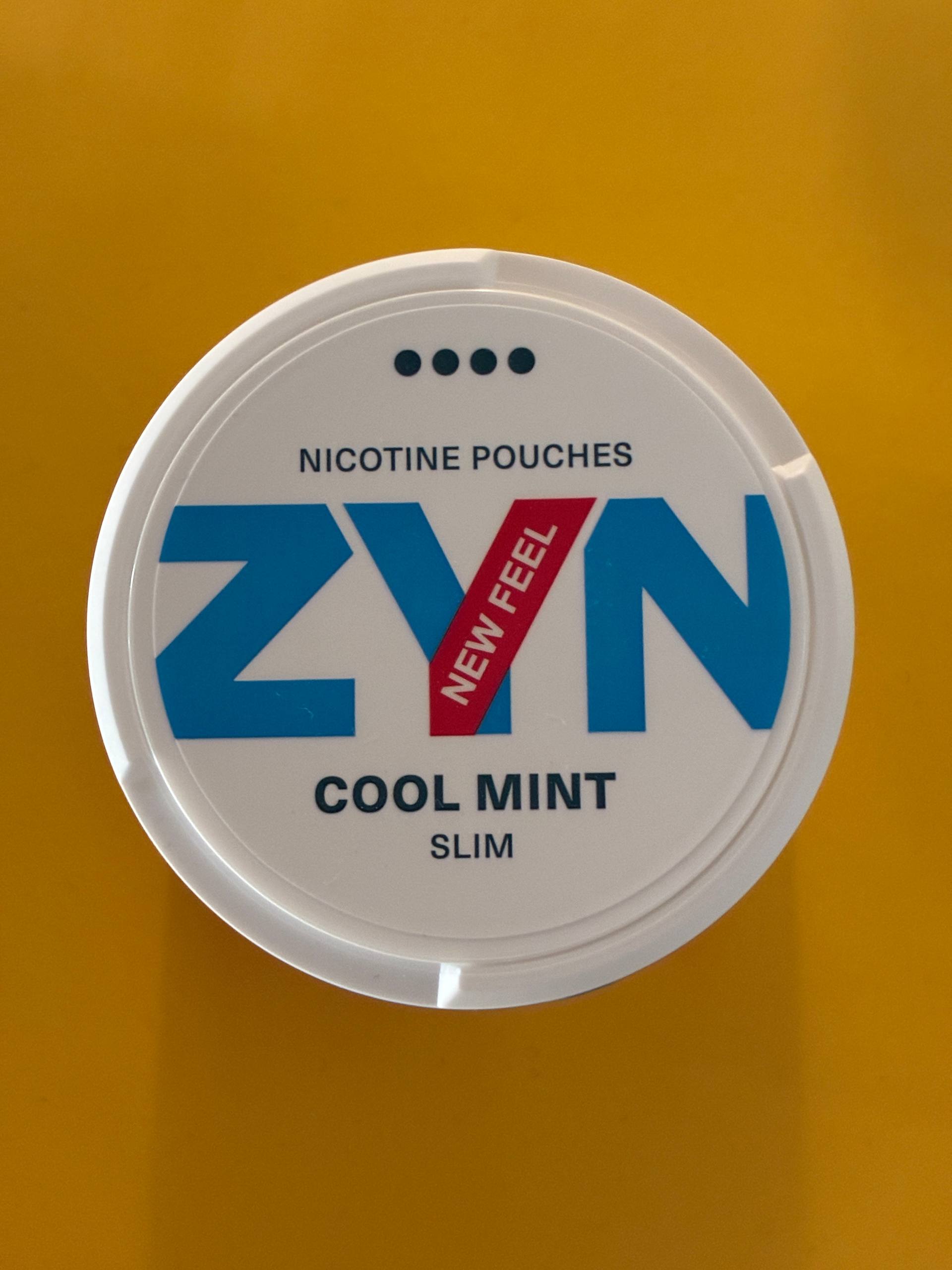 ZYN Cool Mint 11 mg nicotine pouches Canada