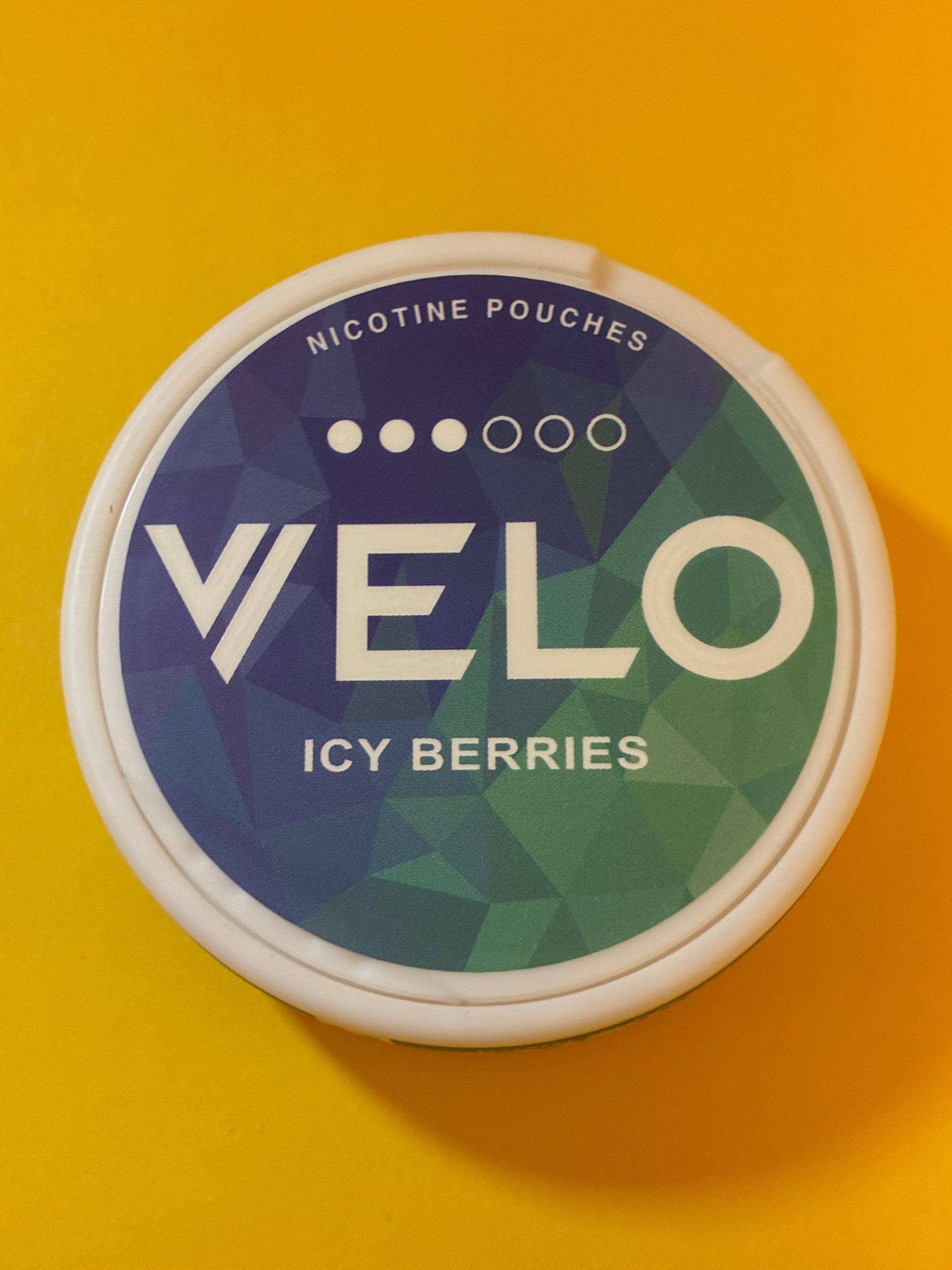VELO Icy Berries 10 mg Nicotine Pouches Canada